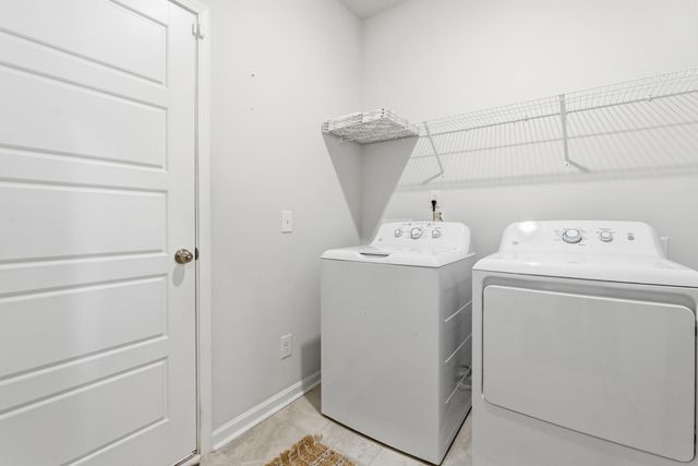 285 Firewheel Court, Summerville, SC 29486