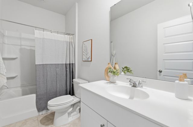 285 Firewheel Court, Summerville, SC 29486