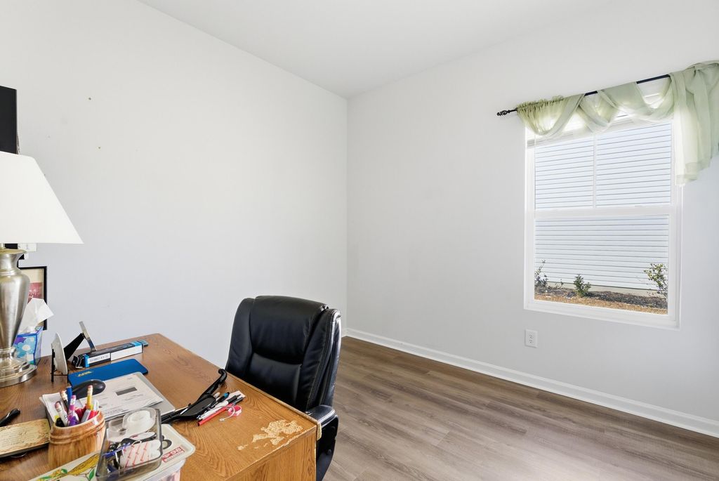 Image 18 of property listing at 285 Firewheel Court, Summerville, SC 29486