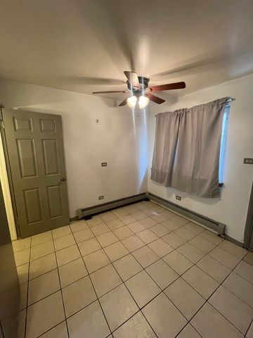 7208 S East End Avenue B, Chicago, IL 60649