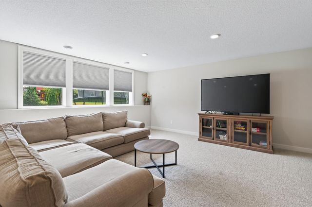10803 40th Street N, Lake Elmo, MN 55042