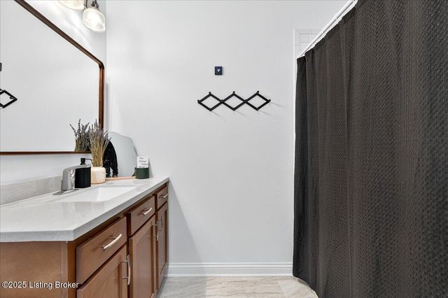 417 Camp St, Louisville, KY 40203