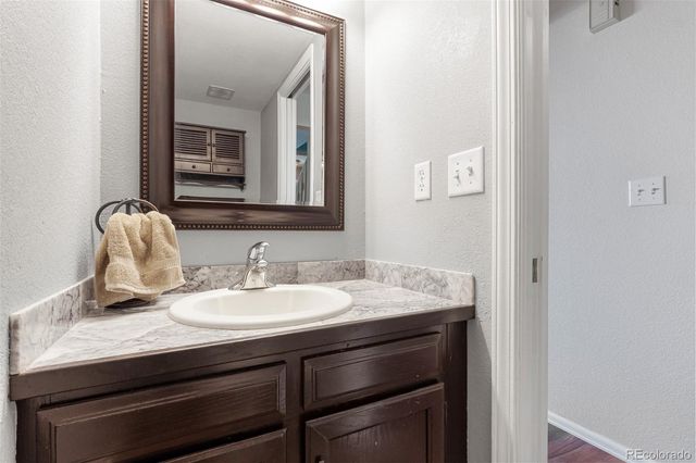 10124 E Jewell Avenue 11, Aurora, CO 80247