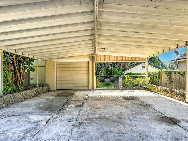 3237 BARKLEY Road, Jacksonville, FL 32246