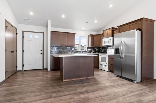 10314 W Lingonberry Ct, Cheney, WA 99004