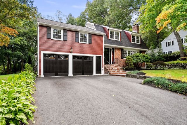 26 Mayflower Road, Winchester, MA 01890