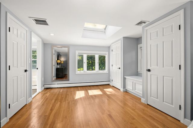 26 Mayflower Road, Winchester, MA 01890