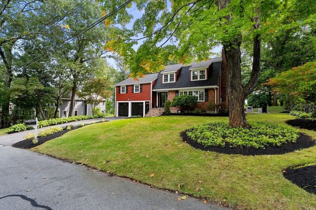 26 Mayflower Road, Winchester, MA 01890