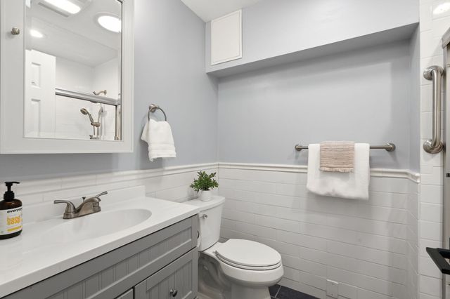 26 Mayflower Road, Winchester, MA 01890