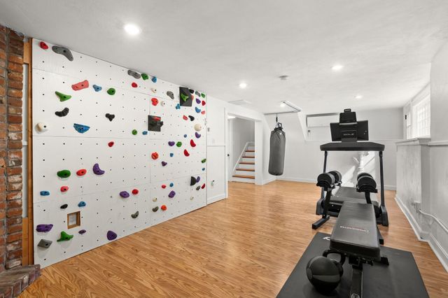 26 Mayflower Road, Winchester, MA 01890