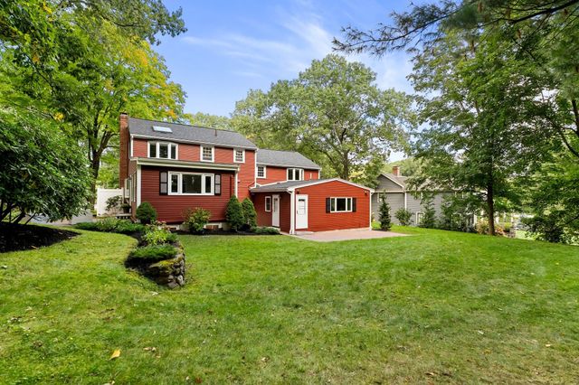 26 Mayflower Road, Winchester, MA 01890