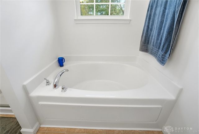 3532 Berrywood Drive, Dayton, OH 45424