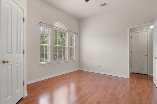 8602 Glen Canyon DR, Round Rock, TX 78681