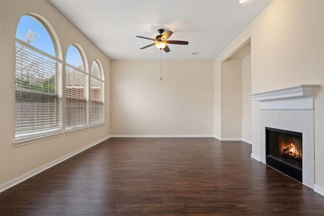 8602 Glen Canyon DR, Round Rock, TX 78681