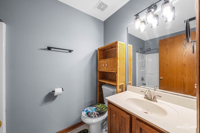 1905 Chestnut Grove Drive, Plainfield, IL 60586