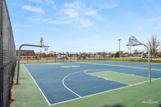 1905 Chestnut Grove Drive, Plainfield, IL 60586