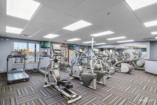 1905 Chestnut Grove Drive, Plainfield, IL 60586