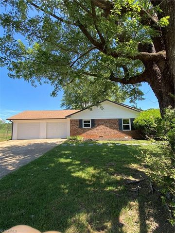 1185 Couchs Fish Lake Road, State Road, NC 28676