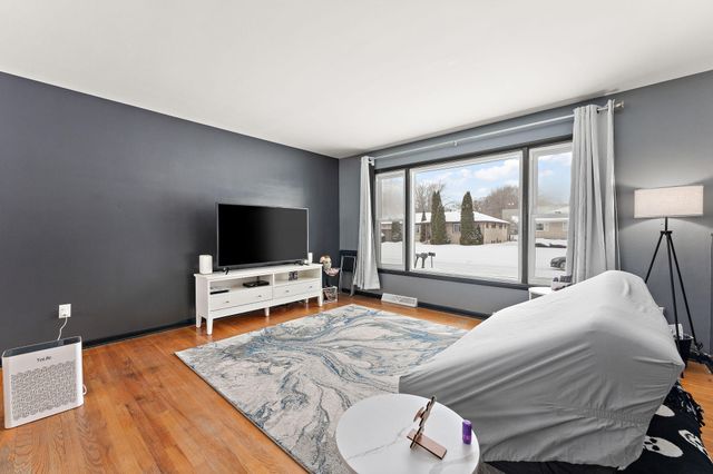 5345 Johnson Street, Merrillville, IN 46410