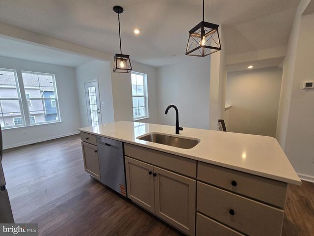 472 HUSKY TRL, Martinsburg, WV 25403