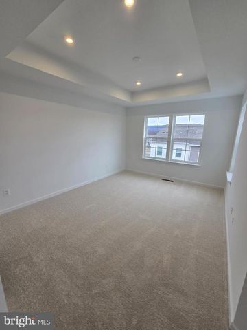 472 HUSKY TRL, Martinsburg, WV 25403