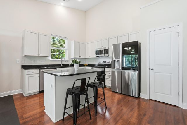 2812 Sunchaser Lane, Mount Pleasant, SC 29466