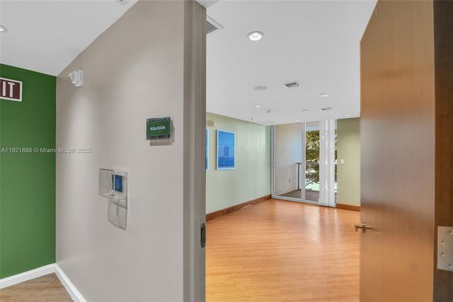 2681 N Flamingo Rd 1903S, Sunrise, FL 33323