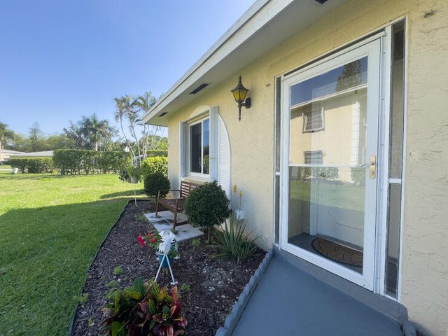 13787 Flora Place A, Delray Beach, FL 33484