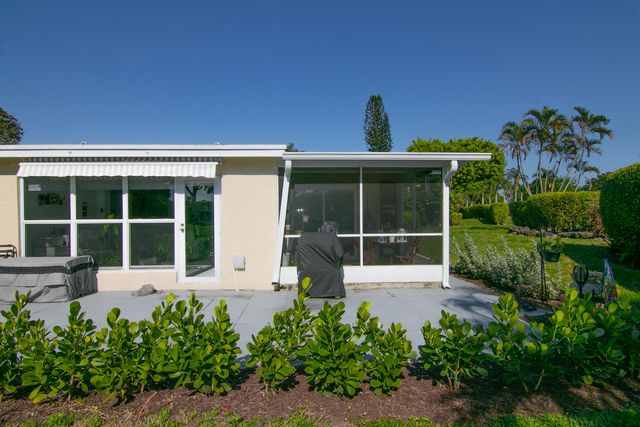 13787 Flora Place A, Delray Beach, FL 33484