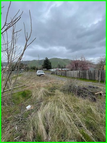 13731 Santa Clara, Clearlake, CA 95422