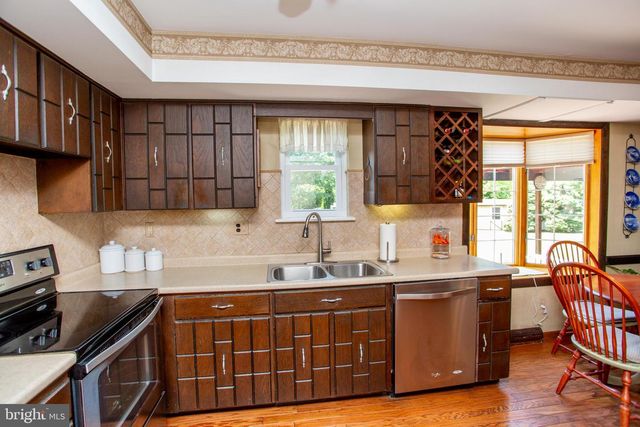 183 CARDINAL RD, Chalfont, PA 18914