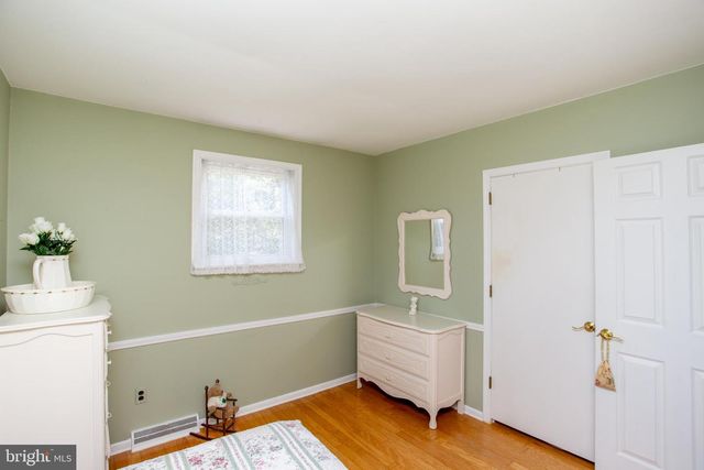 183 CARDINAL RD, Chalfont, PA 18914