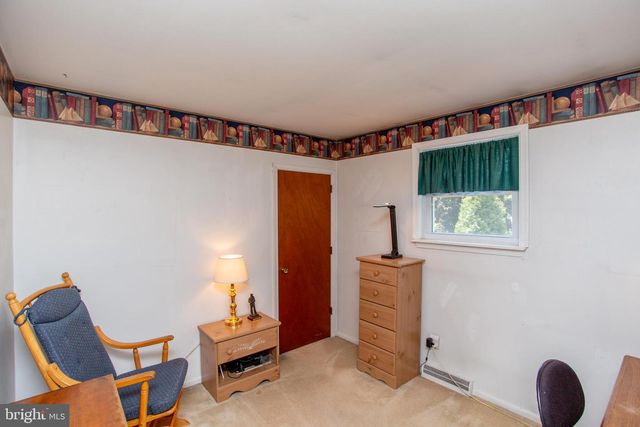183 CARDINAL RD, Chalfont, PA 18914
