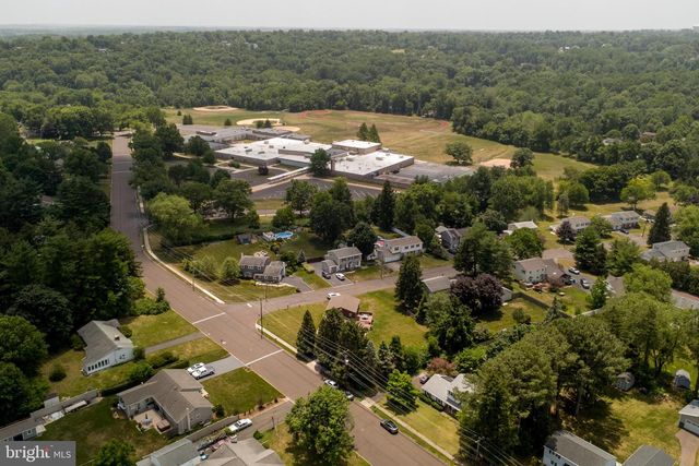 183 CARDINAL RD, Chalfont, PA 18914
