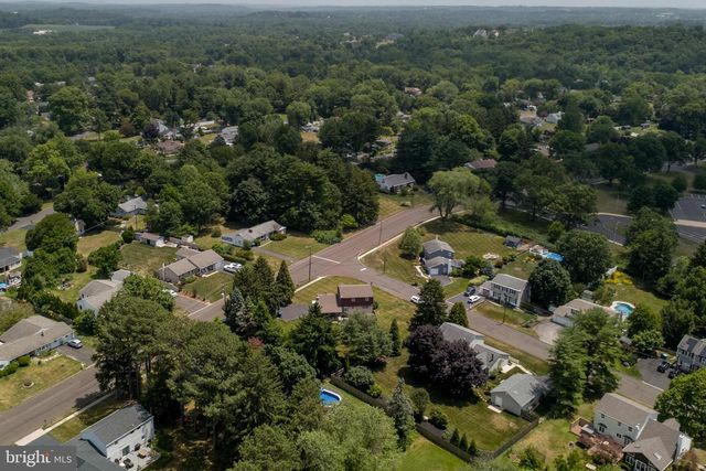 183 CARDINAL RD, Chalfont, PA 18914