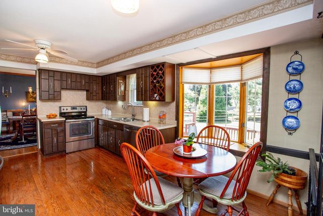 183 CARDINAL RD, Chalfont, PA 18914