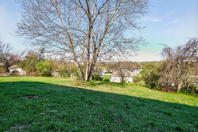 115 Overlook Court, Danville, KY 40422