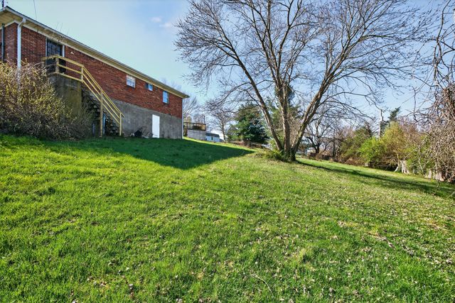 115 Overlook Court, Danville, KY 40422