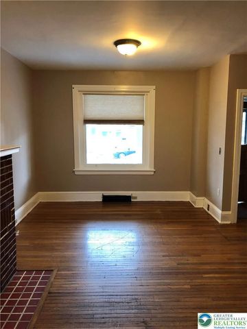 1214 Maple Street, Bethlehem City, PA 18018