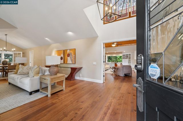 2165 Canyon Oak Ln, Danville, CA 94506