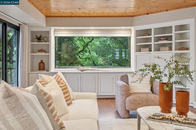 2165 Canyon Oak Ln, Danville, CA 94506