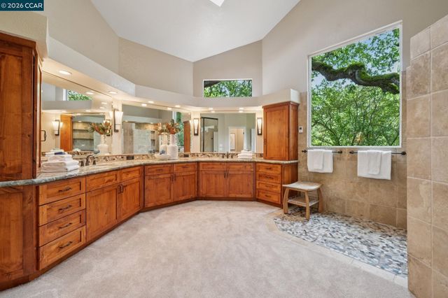 2165 Canyon Oak Ln, Danville, CA 94506