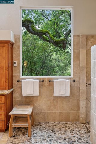 2165 Canyon Oak Ln, Danville, CA 94506