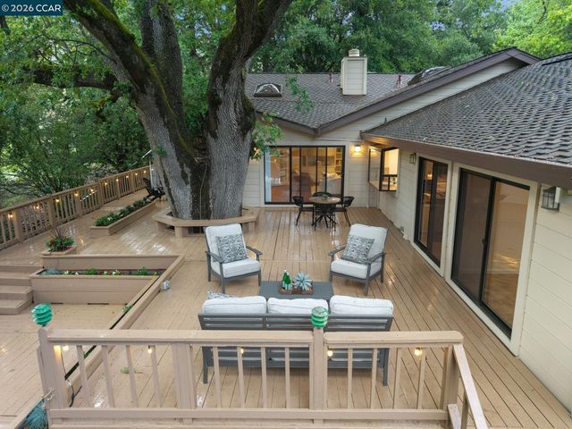 2165 Canyon Oak Ln, Danville, CA 94506