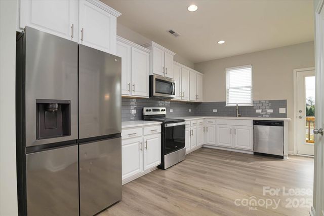 13304 Porter Creek Road, Charlotte, NC 28262