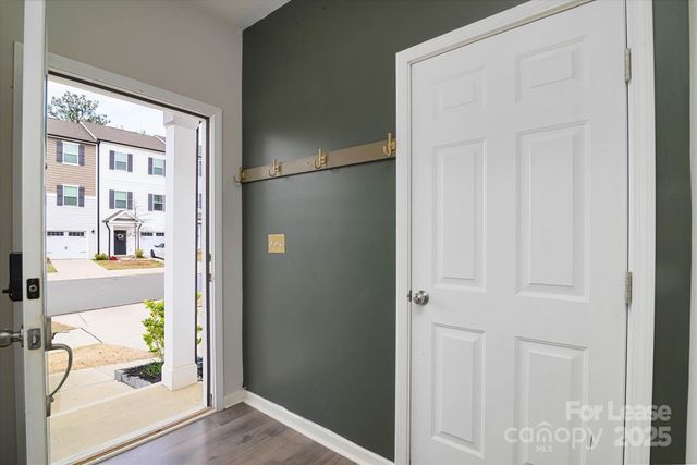 13304 Porter Creek Road, Charlotte, NC 28262