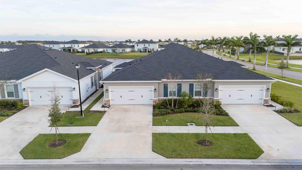 9503 SW Libertas Way, Port St Lucie, FL 34987