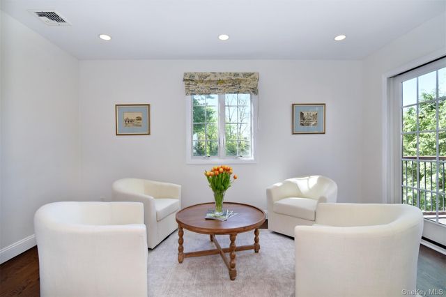 41 Summit Avenue, Bronxville, NY 10708