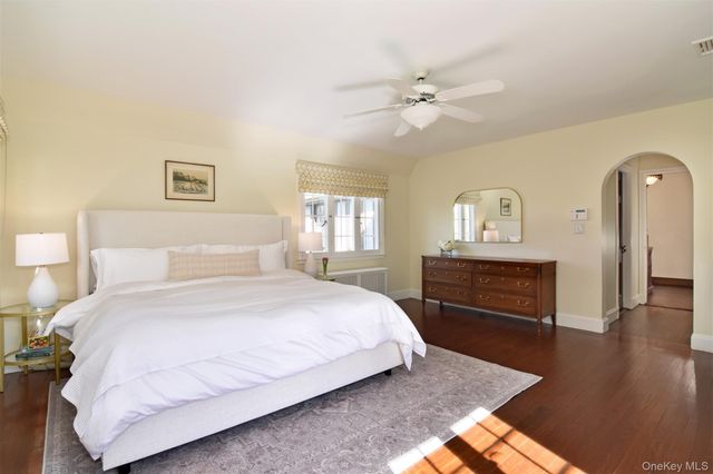 41 Summit Avenue, Bronxville, NY 10708