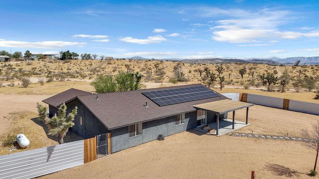 56625 Lowe Avenue, Yucca Valley, CA 92284
